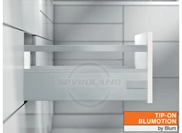 Blum TANDEMBOX Antaro D TIP-ON BLUMOTION világosszürke fiók K kávával