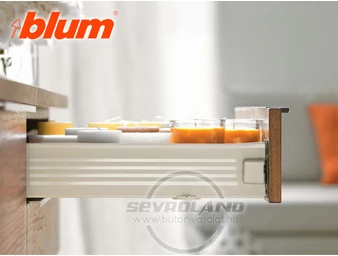 BLUM METABOX M káva 320. részleges kihúzású. NL 270. krémfehér