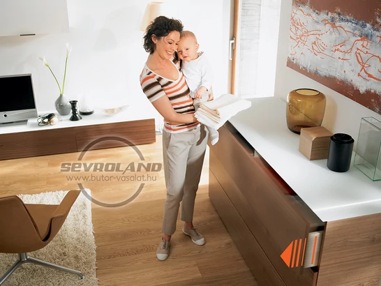 TANDEM fiók nyitás TIP-ON mechanikus nyitásrásegítővel